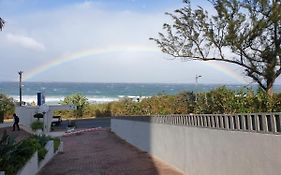 La Mercy Beach Hotel